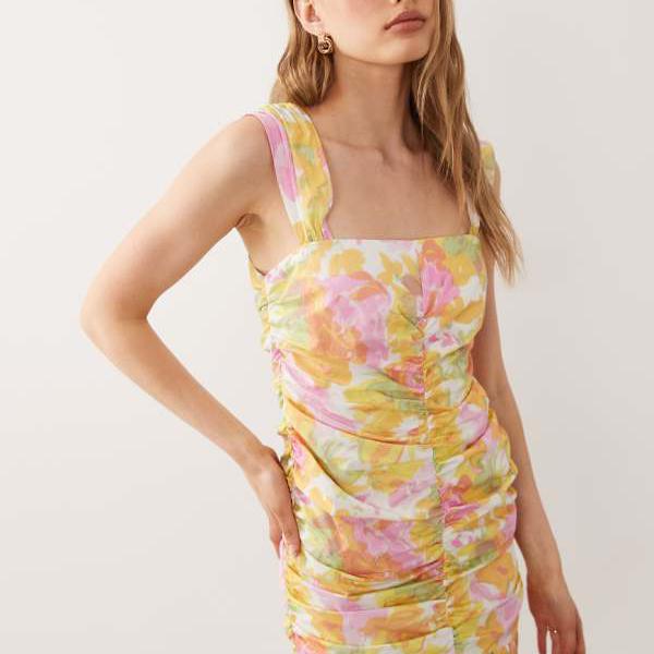 エイソス ASOS asos ASOS DESIGN 花柄刷り上げるのセンターシームギャザーミニドレス 衣装 レディース お上さん インポートブランド たわい無い大きさから気が大きい大きさまで