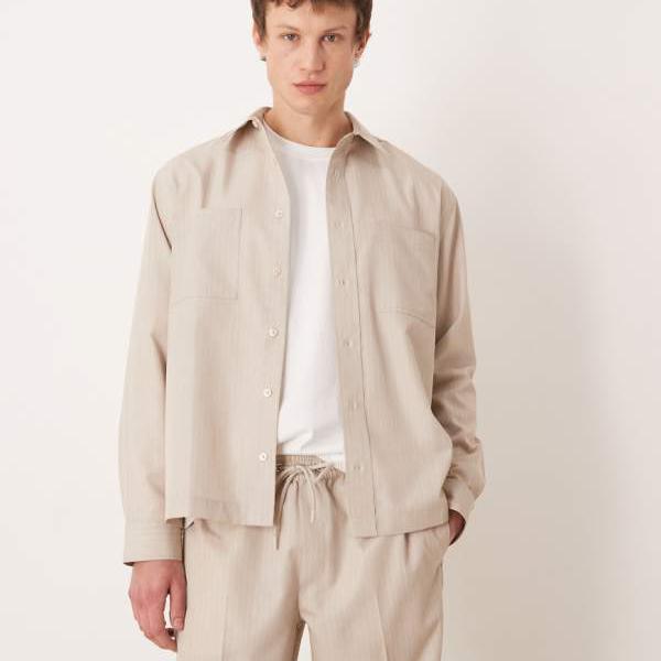 エイソス ASOS asos ASOS DESIGN コーデ スマート リラックス ストライプ シャツ（ストーン） トップス メンズ 男性 インポートブランド 小さいサイズから大きいサイズまで｜セレクトショップ　Diva　Closet