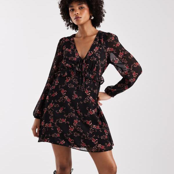 ニュールック New Look ニュールックのシフォンロングスリーブミニドレス（ブラックフローラル） トップス レディース 女性 インポートブランド 小さいサイズから大きいサイズまで