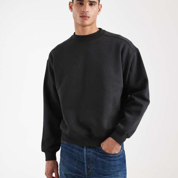 Cotton Onのウォッシュドブラックのボックスフィットクルーセーター トップス メンズ 男性 インポートブランド 小さいサイズから大きいサイズまで｜セレクトショップ　Diva　Closet