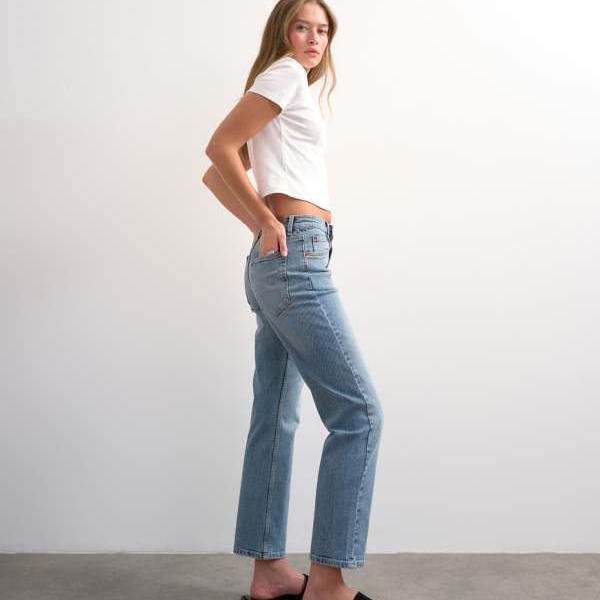 トップショップ Topshop TOPSHOP トップショップ オーソン ミッドライズ コンフォート ストレートジーンズ（ブリーチカラー） パンツ ボトム レディース 女性 インポートブランド 小さいサイズから大きいサイズまで