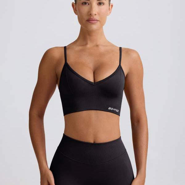 Bo+Tee Vネック シームレス キャミソール スポーツブラ セットアップ（ブラック） トップス レディース 女性 インポートブランド 小さいサイズから大きいサイズまで