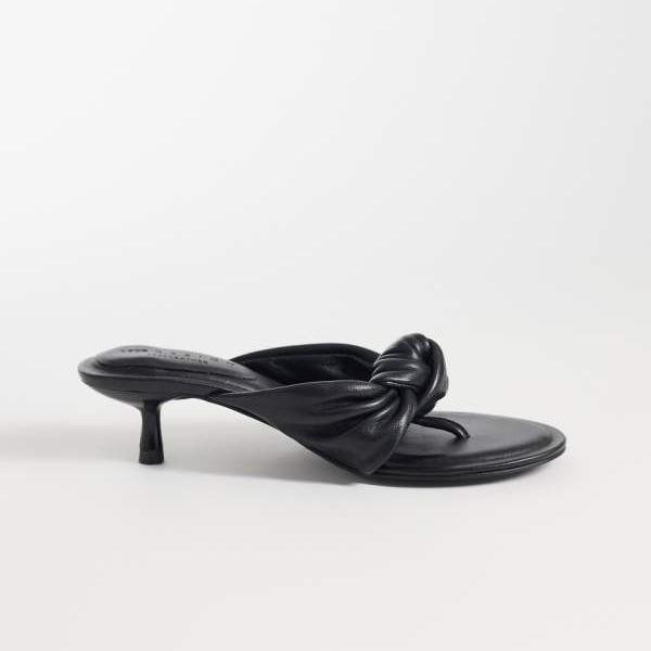 エイソス ASOS asos ASOS DESIGN ハートブレイク 割り増し金 航空マイル踵 トゥ 火箸 黒いことなめし革 下着類 レディース 亭主もち インポートブランド ごく小さい大きさから大層らしい大きさまで