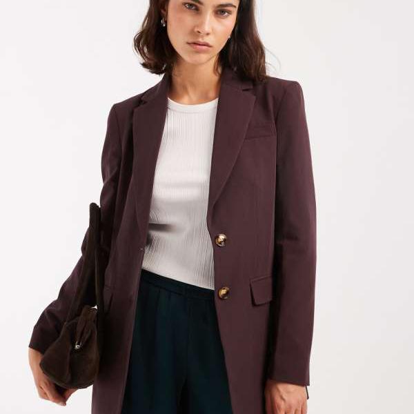 ミスセルフリッジ Miss Selfridge ミスセルフリッジのオーバーサイズブレザー（ディーププラム） アウター レディース 女性 インポートブランド 小さいサイズから大きいサイズまで