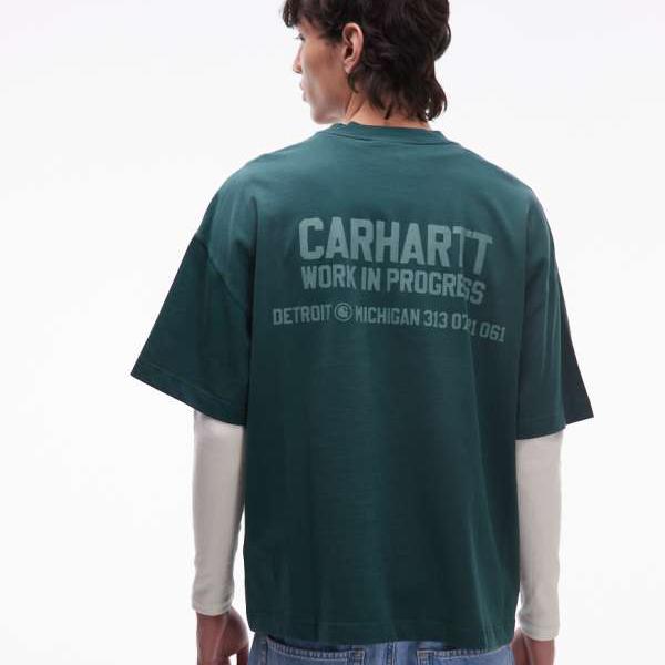 カーハート Carhartt WIP Carhartt Carhartt WIP ディスタンス ボックスフィット Tシャツ(ダークグリーン) トップス メンズ 男性 インポートブランド 小さいサイズから大きいサイズまで