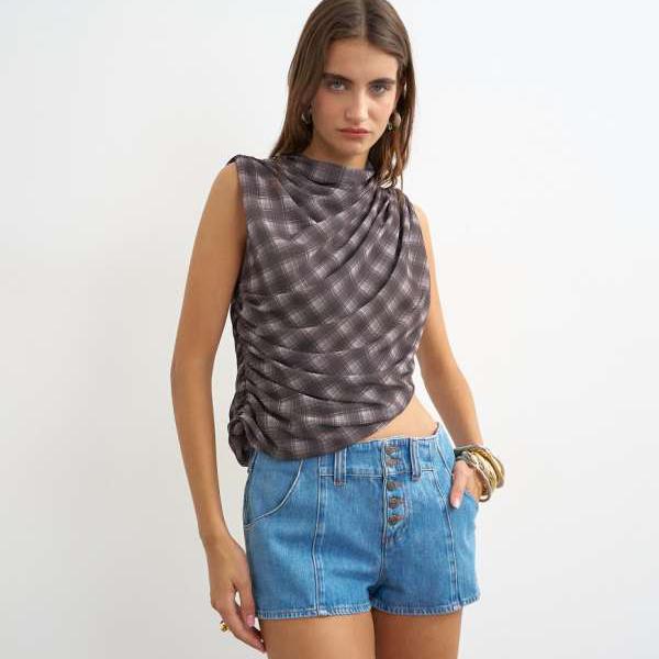 トップショップ Topshop TOPSHOP トップショップのデニムボタンフライニッカーショーツ（ミッドブルー） 下着 レディース 女性 インポートブランド 小さいサイズから大きいサイズまで｜セレクトショップ　Diva　Closet 12,922円