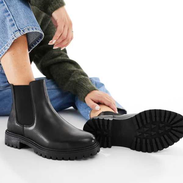 アルド ALDO アルド アダリトラン チェルシー アンクルブーツ ブラックレザー 靴 レディース 女性 インポートブランド 小さいサイズから大きいサイズまで｜セレクトショップ　Diva　Closet