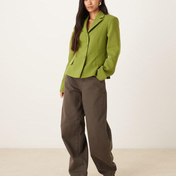 エイソス ASOS asos ASOS DESIGNのテーラードフィットブレザー（グリーン） アウター レディース 女性 インポートブランド 小さいサイズから大きいサイズまで