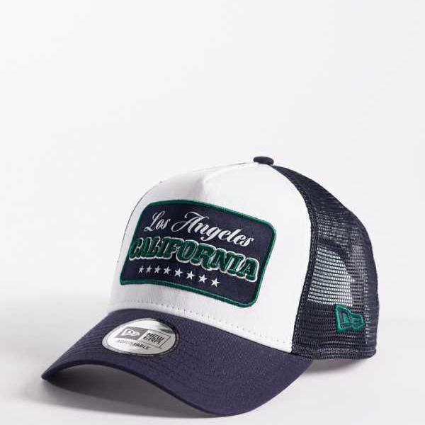 ニューエラ New Era NEW ERA ニューエラ カリフォルニア ロケーションパッチ トラッカーキャップ（ネイビー/ホワイト） 帽子 レディース 女性 インポートブランド
