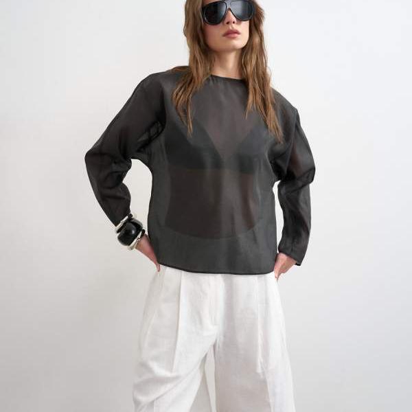 トップショップ Topshop TOPSHOP トップショップのラウンドネックオーガンザトップ（ブラック） トップス レディース 女性 インポートブランド 小さいサイズから大きいサイズまで 12,127円