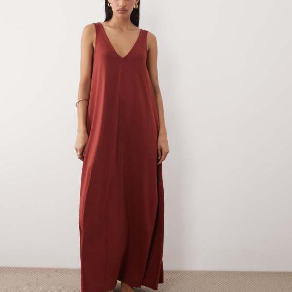 エイソス ASOS asos ASOS DESIGN チェスナットカラーのトラペーズマキシドレス ワンピース レディース 女性 インポートブランド 小さいサイズから大きいサイズまで