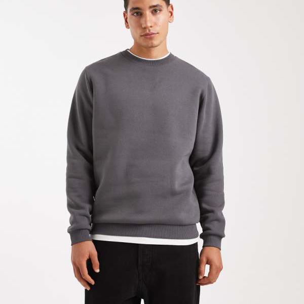 エイソス ASOS asos ASOS DESIGN エッセンシャル トレーナー（うす暗い薄墨色） トップス メンズ 成人男性 インポートブランド たわい無い大きさから気が大きい大きさまで