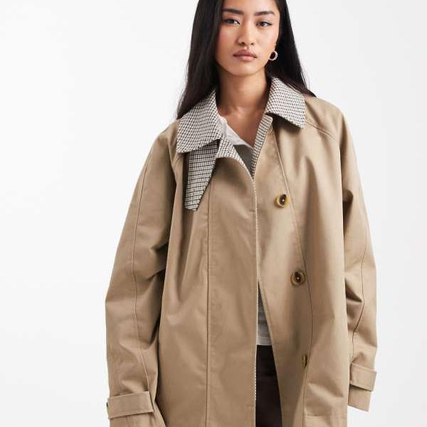 エイソス ASOS asos ASOS DESIGN ケープディテールトレンチコート（照合のしるしラインドライヴ付き添い人、ライ麦） トップス レディース 成人女性 インポートブランド 弱められた大きさから馬鹿でかい大きさまで
