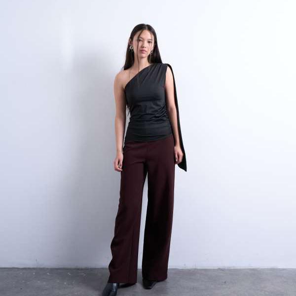 トップショップ Topshop TOPSHOP トップショップのクリーンなプルオンテーラードトラウザー（バーガンディ） ボトム パンツ レディース 女性 インポートブランド 小さいサイズから大きいサイズまで