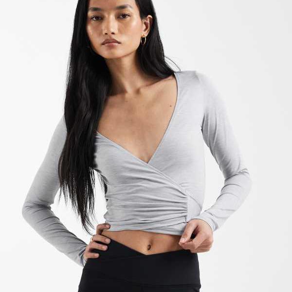 コットンオン アクティブラップトップ（グレー） トップス レディース 女性 インポートブランド 小さいサイズから大きいサイズまで