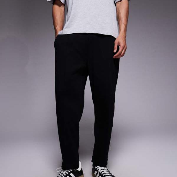 エイソス ASOS asos ASOS DESIGN ヘビーウェイト ストレート レッグ ジョガー (固定裾とピンタック入り、ブラック) パンツ ボトム メンズ 男性 インポートブランド 小さいサイズから大きいサイズまで