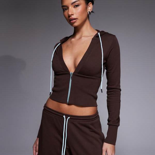 I.AM.GIA Arlo プランジ シンチウエスト ロングスリーブ フーディー コーデ ブラウン&ベビーブルー トップス レディース 女性 インポートブランド 小さいサイズから大きいサイズまで