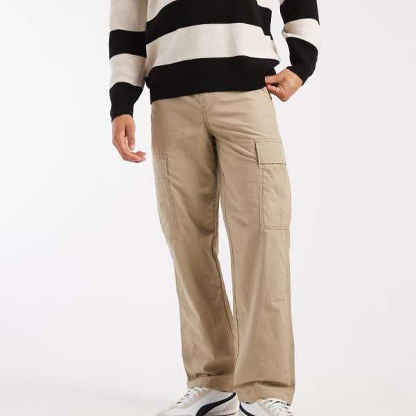 リーヴァイズジーンズ  Levi\u0027s リーヴァイズジーンズXXカーゴストレートフィットパンツ（ベージュ） ズボン下 下つ方 メンズ 成人男性 インポートブランド 弱められた大きさから馬鹿でかい大きさまで