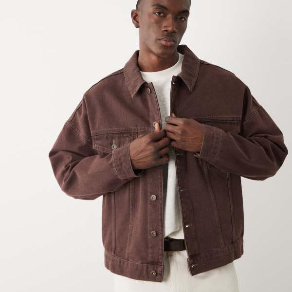 エイソス ASOS asos ASOS DESIGN ウォッシュドブラウンのオーバーサイズデニムトラッカージャケット かぶり笠 メンズ 成人男性 インポートブランド
