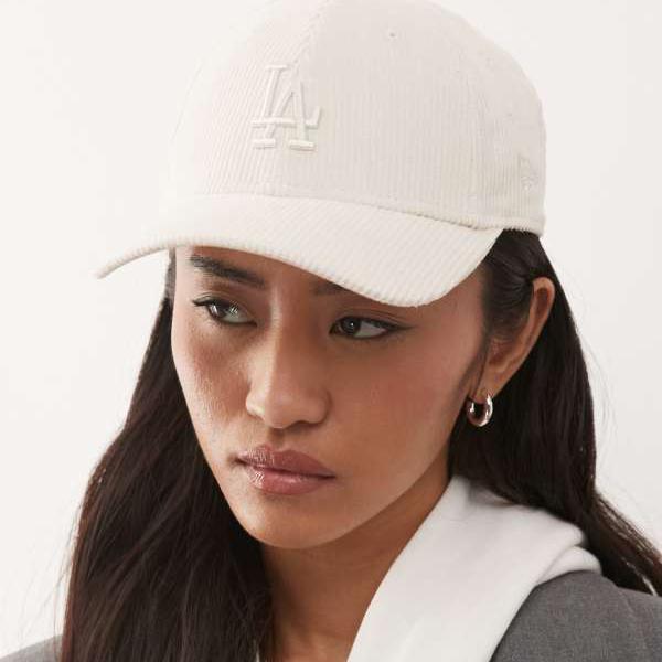 ニューエラ New Era NEW ERA ニューエラ LAドジャース 9forty レディース パステルコーデュロイキャップ（クリーム色） 帽子 レディース 女性 インポートブランド