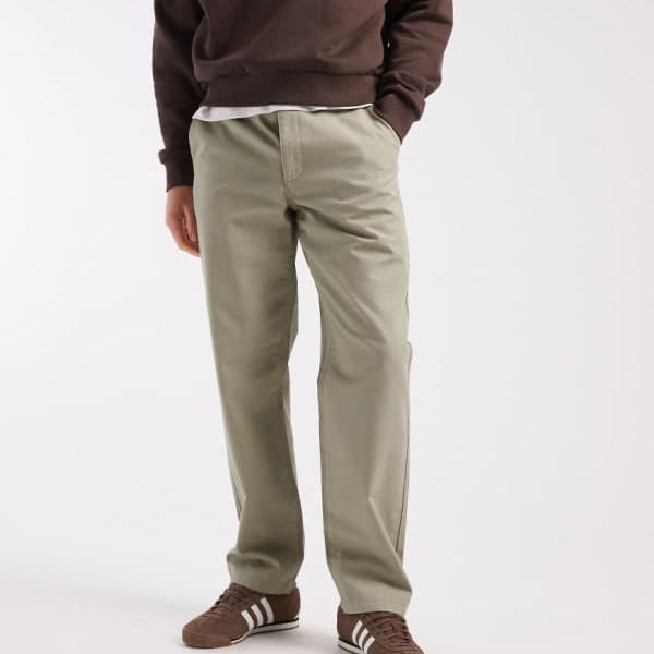 エイソス ASOS asos ASOS DESIGN ストレートチノパン(ライトカーキ) パンツ ボトム メンズ 男性 インポートブランド 小さいサイズから大きいサイズまで
