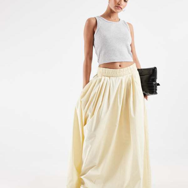 エイソス ASOS asos ASOS DESIGN プチサイズ ゴムウエスト ボリュームミディスカート（バターミルク） スカート レディース 女性 インポートブランド 小さいサイズから大きいサイズまで｜セレクトショップ　Diva　Closet 12,396円