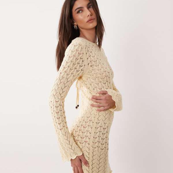 ミスセルフリッジ Miss Selfridge  ミス・セルフリッジのクロシェ編み酉の方角作目長袖ミニ御召しもの（牛酪色合い） トップス レディース 御上さん インポートブランド 小っちゃい大きさから途轍も無い大きさまで