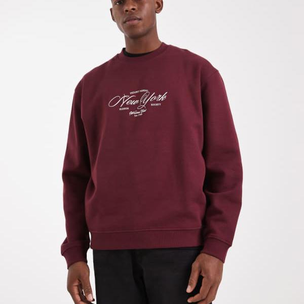 エイソス ASOS asos ASOS DESIGNのテキストプリント入りスウェットシャツ（バーガンディ） トップス メンズ 男性 インポートブランド 小さいサイズから大きいサイズまで
