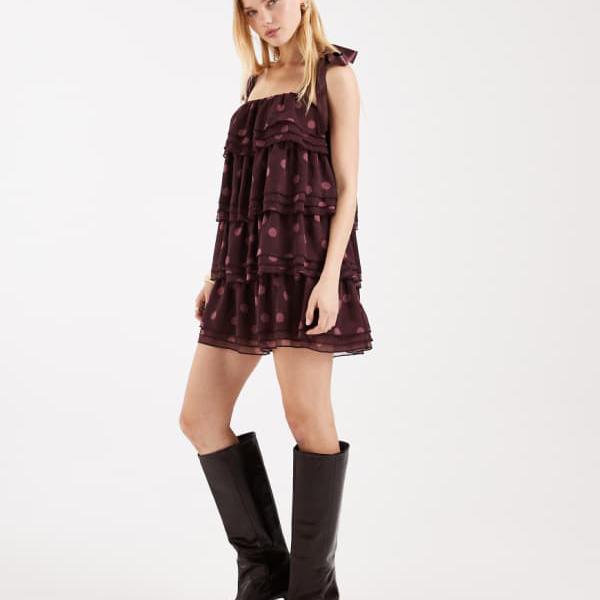 ミスセルフリッジ Miss Selfridge ミス・セルフリッジのドット柄ティアードフリルミニドレス ワンピース レディース 女性 インポートブランド 小さいサイズから大きいサイズまで
