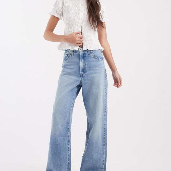 リーバイス  Levi リーバイスのシンチバギージーンズ（ライトブルー） パンツ ボトム レディース 女性 インポートブランド 小さいサイズから大きいサイズまで