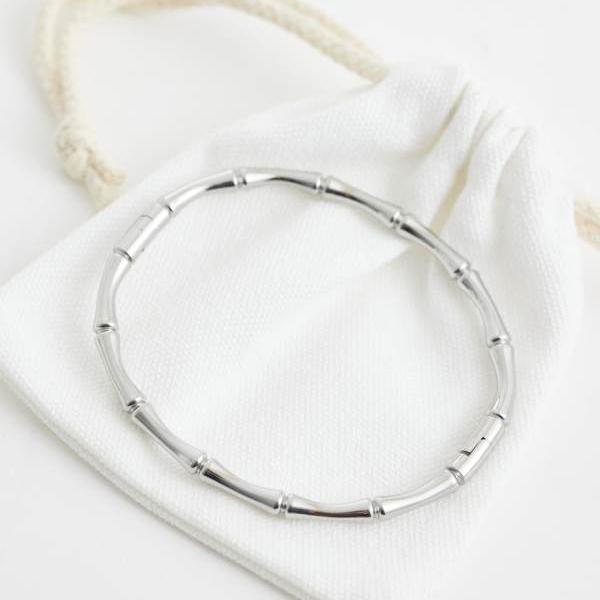 エイソス ASOS asos ASOS DESIGN 雨合羽ステンレス鋼スチール写真製竹製カフブレスレット（しろがね色） 添え物 メンズ 成人男性 インポートブランド