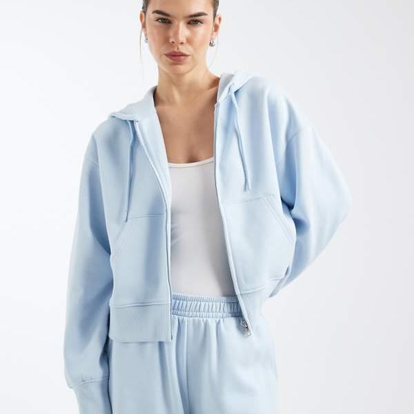 エイソス ASOS asos ASOS DESIGN クロップド丈 ジップスルー ブラッシュバック パーカー（ベビーブルー） トップス レディース 女性 インポートブランド 小さいサイズから大きいサイズまで