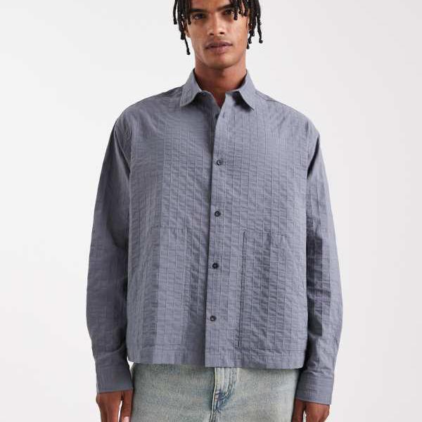 エイソス ASOS asos ASOS DESIGNのボックス型オーバーサイズテクスチャードシャツ（グレー） トップス メンズ 男性 インポートブランド 小さいサイズから大きいサイズまで