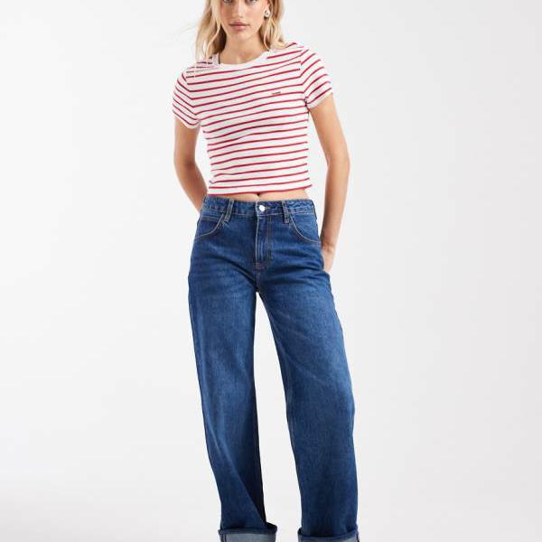 リーバイス Levi's リーバイスの定番スポーティTシャツ（レッドストライプ） トップス レディース 女性 インポートブランド 小さいサイズから大きいサイズまで｜セレクトショップ　Diva　Closet