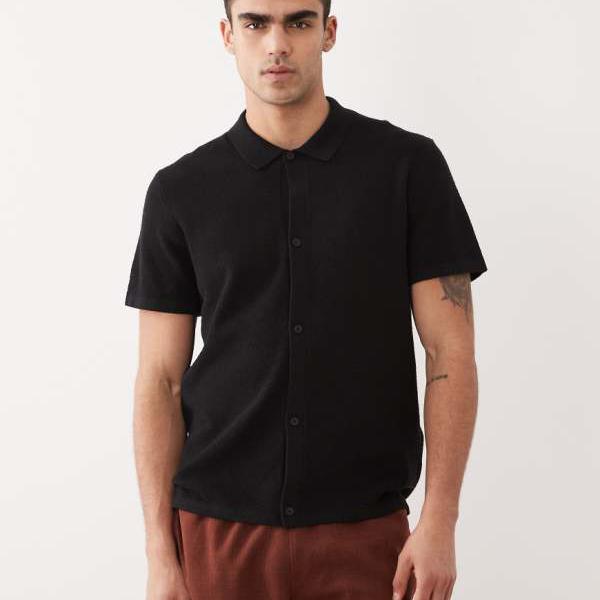 ジャックアンドジョーンズ Jack & Jones ジャック＆ジョーンズの半袖ニットシャツ（黒） トップス メンズ 男性 インポートブランド 小さいサイズから大きいサイズまで