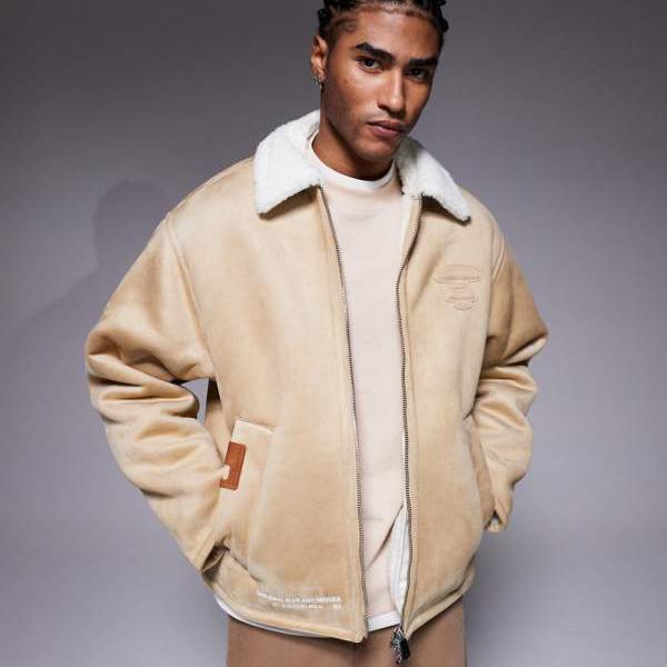 ア・ベイシング・エイプ AAPE BY A BATHING APE Aape by A Bathing Ape のフェイクスエード チョアジャケット（ベージュ、フェイクファーの裏地付き） アウター メンズ 男性 インポートブランド 小さいサイズから大きいサイズまで