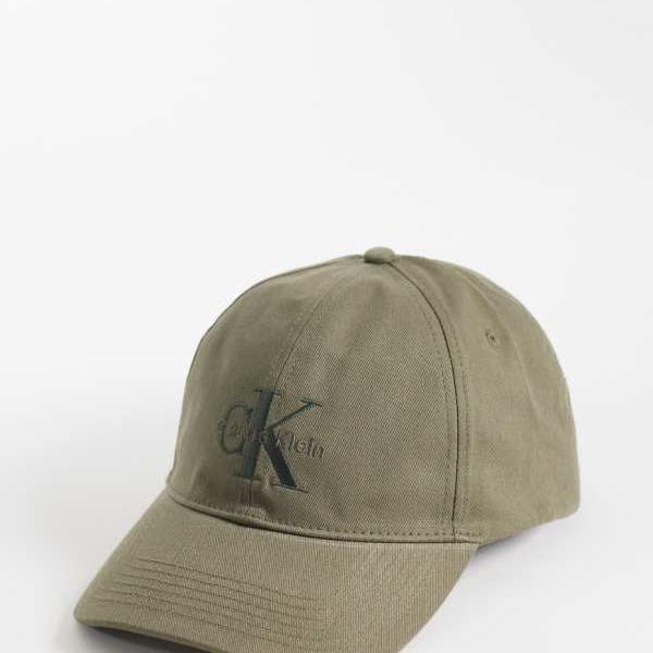 カルバンクライン Calvin Klein カルバン・クラインの刺しゅう入り口・入口野球旗がしら（オリーブ） 鳥打ち帽 メンズ 成人男性 インポートブランド