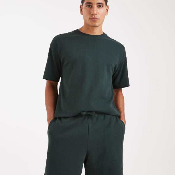 ニュールック New Look ダークグリーンのNew Lookワッフルショーツコーデ パンツ ボトム メンズ 男性 インポートブランド 小さいサイズから大きいサイズまで