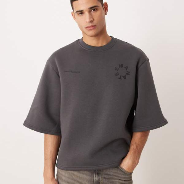 エイソス ASOS asos ASOS DESIGN ウォッシュドブラックの刷り上げる入り口・入口伸び伸びする半袖トレーナー トップス メンズ 成人男性 インポートブランド たわい無い大きさから気が大きい大きさまで