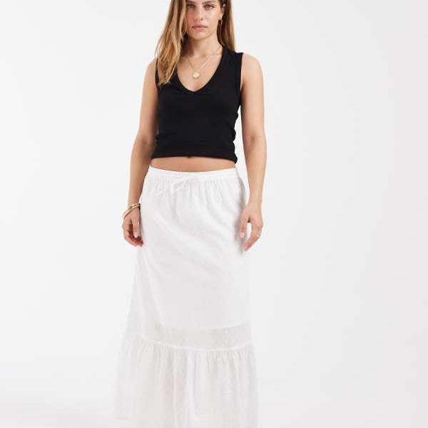 ヴェロモーダ Vero Moda Vero Moda Petite ドビー織りボヘミアンマキシスカート（ホワイト） スカート レディース 女性 インポートブランド 小さいサイズから大きいサイズまで｜セレクトショップ　Diva　Closet