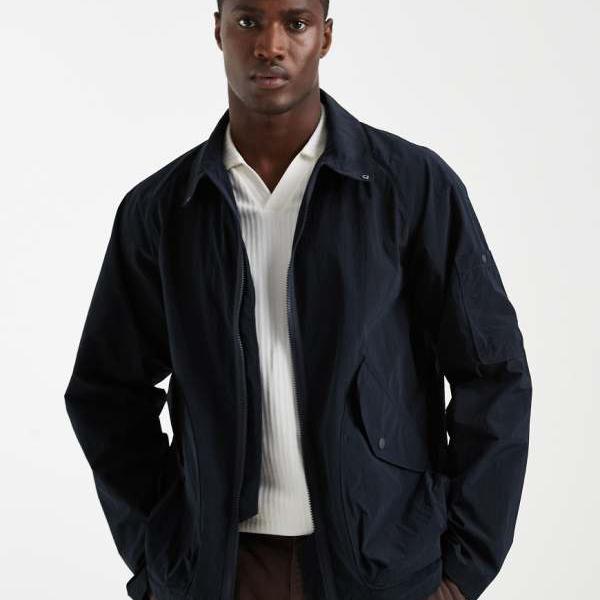 バブアーインターナショナル Barbour バブアー バーバー リエンジニアード エンデュランス ジップスルー 上衣（米国海軍） アウター メンズ 成人男性 インポートブランド ごく小さい大きさから大層らしい大きさまで