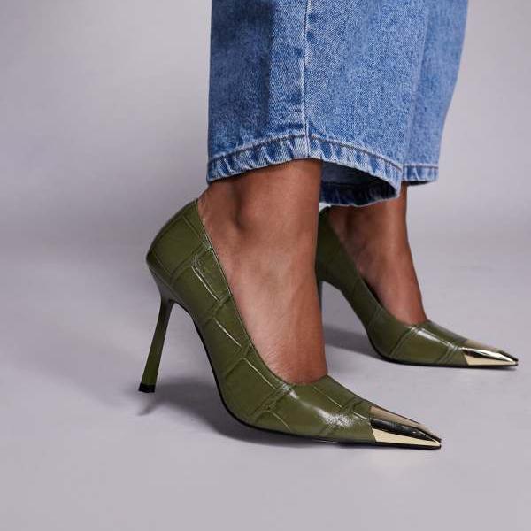 パブリックデザイア Public Desire パブリックデザイアのグリーンクロコダイルヒールパンプス（ゴールドディテール） 靴 レディース 女性 インポートブランド 小さいサイズから大きいサイズまで