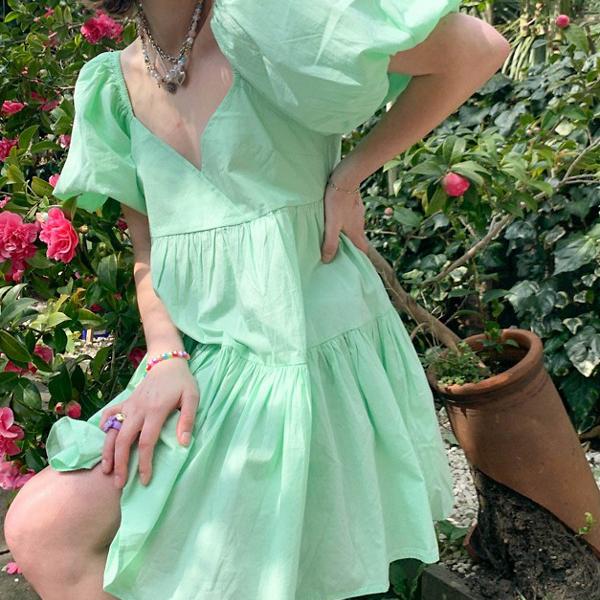京都のセレクトショップdivacloset エイソス Asos Asos ワンピース Asosdesignコットンティアードミニスモックドレス グリーン Asos ワンピース レディース Asos 女性 インポートブランド 小さいサイズから大きいサイズまで セレクトショップ Diva Closet