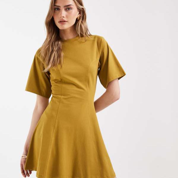 エイソス ASOS asos ASOS DESIGN ウエストを絞ったシームディテールのミニドレス（オリーブ） ワンピース レディース 女性 インポートブランド 小さいサイズから大きいサイズまで