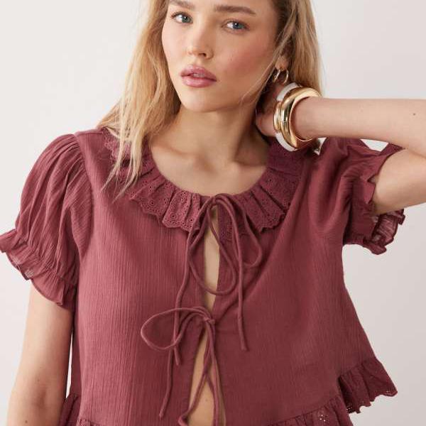 ミスセルフリッジ Miss Selfridge ミス・セルフリッジのビーチタイフロント半袖フリルカバーアップセットアップ（バーガンディ） パンツ ボトム レディース 女性 インポートブランド 小さいサイズから大きいサイズまで