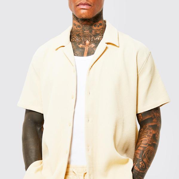 市場 Boohoo インポートブランド 男性 メンズ 半袖リビア特大プリーツシャツ ブーフー Boohoo トップス