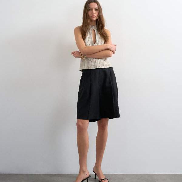 トップショップ Topshop TOPSHOP トップショップのテーラードリネンのオーボイドバミューダショーツ（ブラック） パンツ ボトム レディース 女性 インポートブランド 小さいサイズから大きいサイズまで