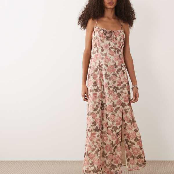 ミスセルフリッジ Miss Selfridge  ミス・セルフリッジのフローラルプリントのミルクメイドマキシドレス ワンピース レディース 女性 インポートブランド 小さいサイズから大きいサイズまで