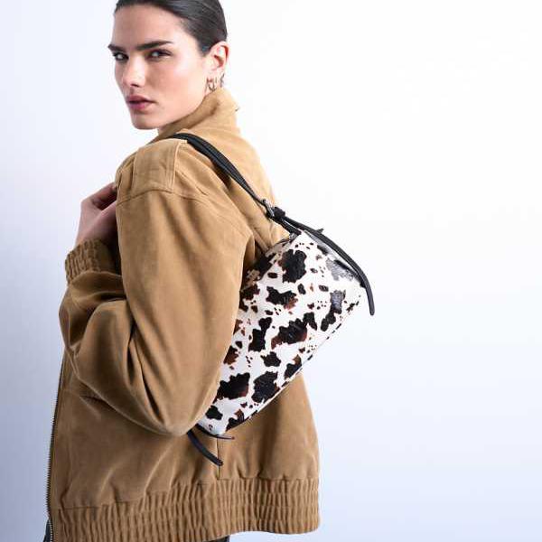 トップショップ Topshop TOPSHOP トップショップのシリス バックル ショルダーバッグ（牛柄） 鞄 レディース 女性 インポートブランド｜セレクトショップ　Diva　Closet