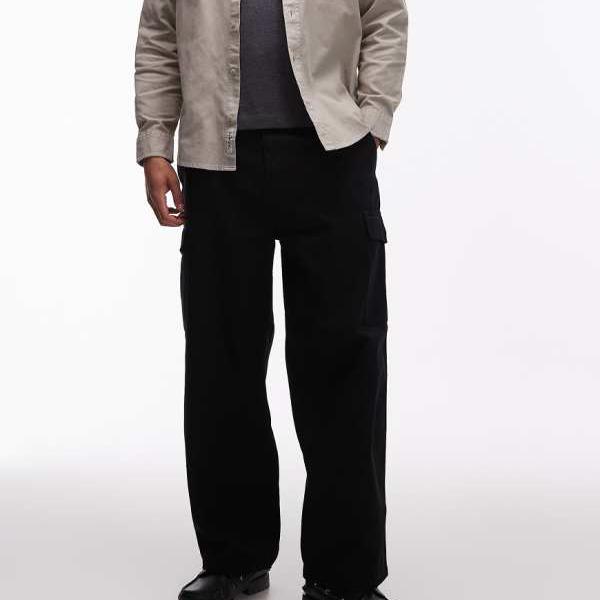 カーハート Carhartt WIP Carhartt Carhartt WIP ブレイディ ストレートフィット カーゴパンツ（ブラック） パンツ ボトム メンズ 男性 インポートブランド 小さいサイズから大きいサイズまで
